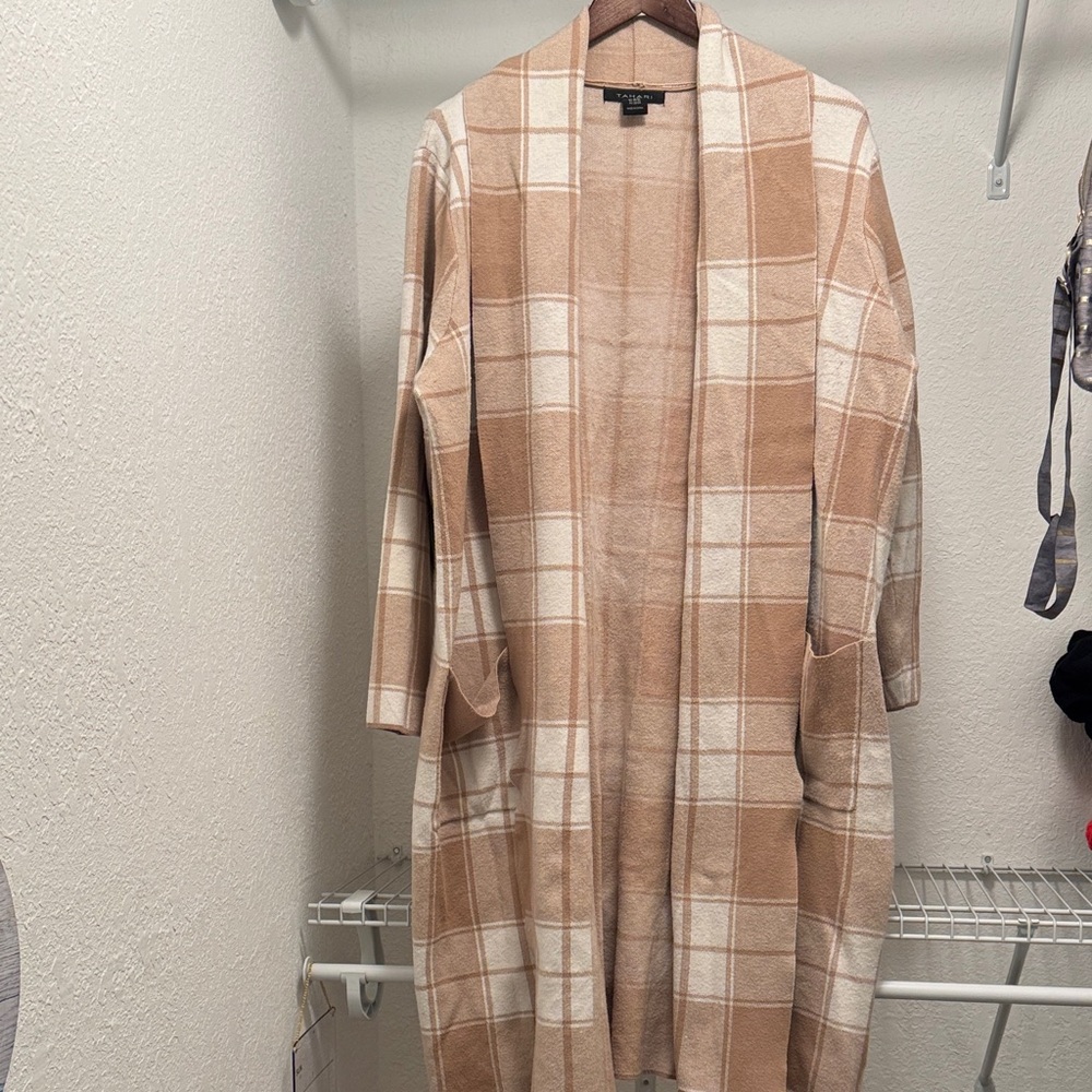 Tahari Tan and Cream Checkered Cardigan
